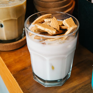 Picture of milk coffee regal